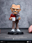 Stan Lee Mini Co. PVC Figure Stan Lee with Grumpy Cat 14 cm