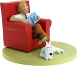 Tintin Statue The Red Sofa. Tintin sitting in his chair from the Icons Collection by Moulinsart. - chair, Chaise, Het gebroken oor, Kuifje, Moulinsart, red chair, stoel, The Broken Ear, Tintin, tintin statue - Gadgetz Home