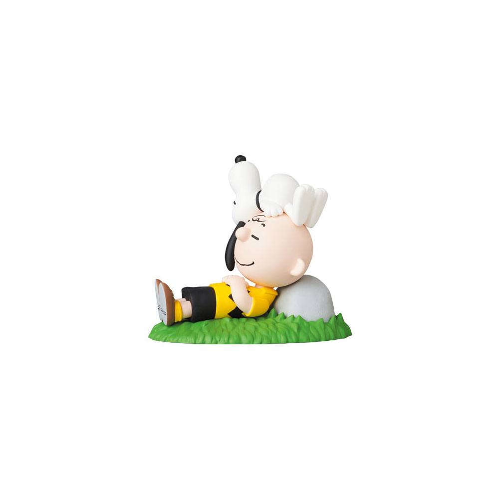 Peanuts UDF Series 13 Mini Figure Napping Charlie Brown & Snoopy